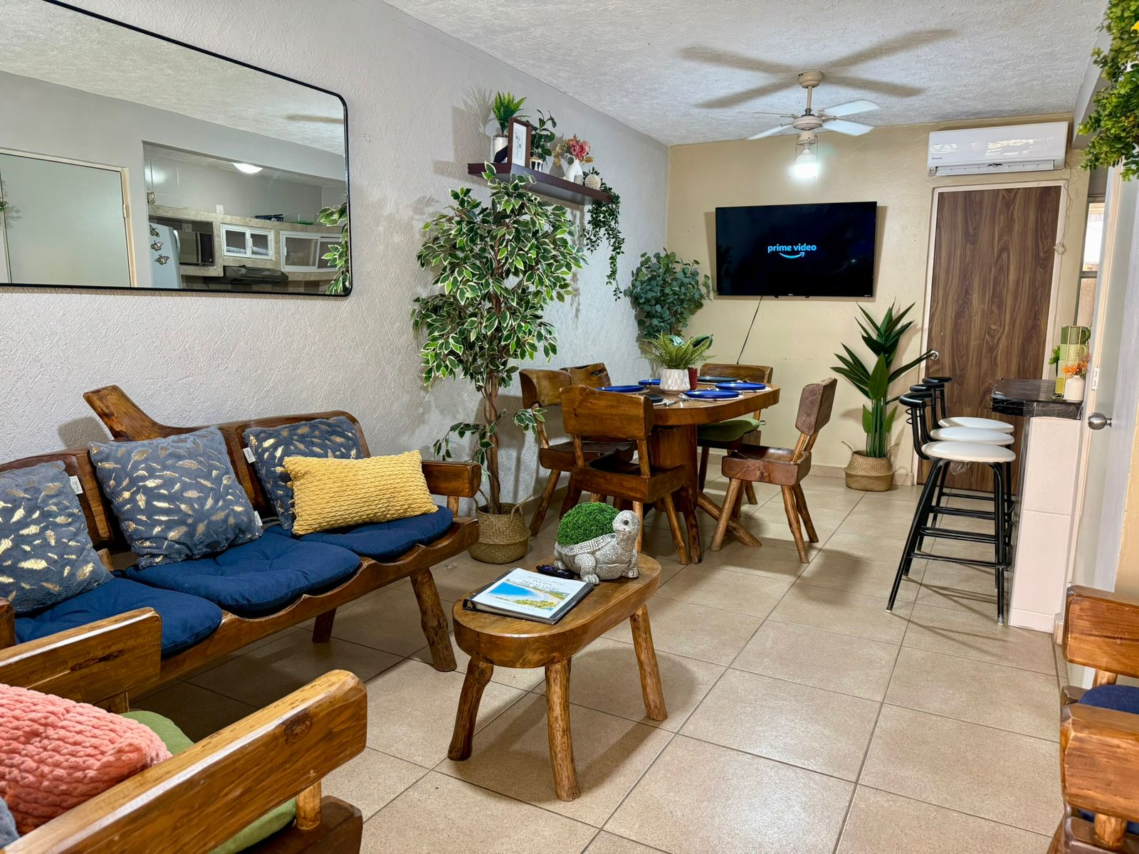 Comedor y Sala Las Casitas